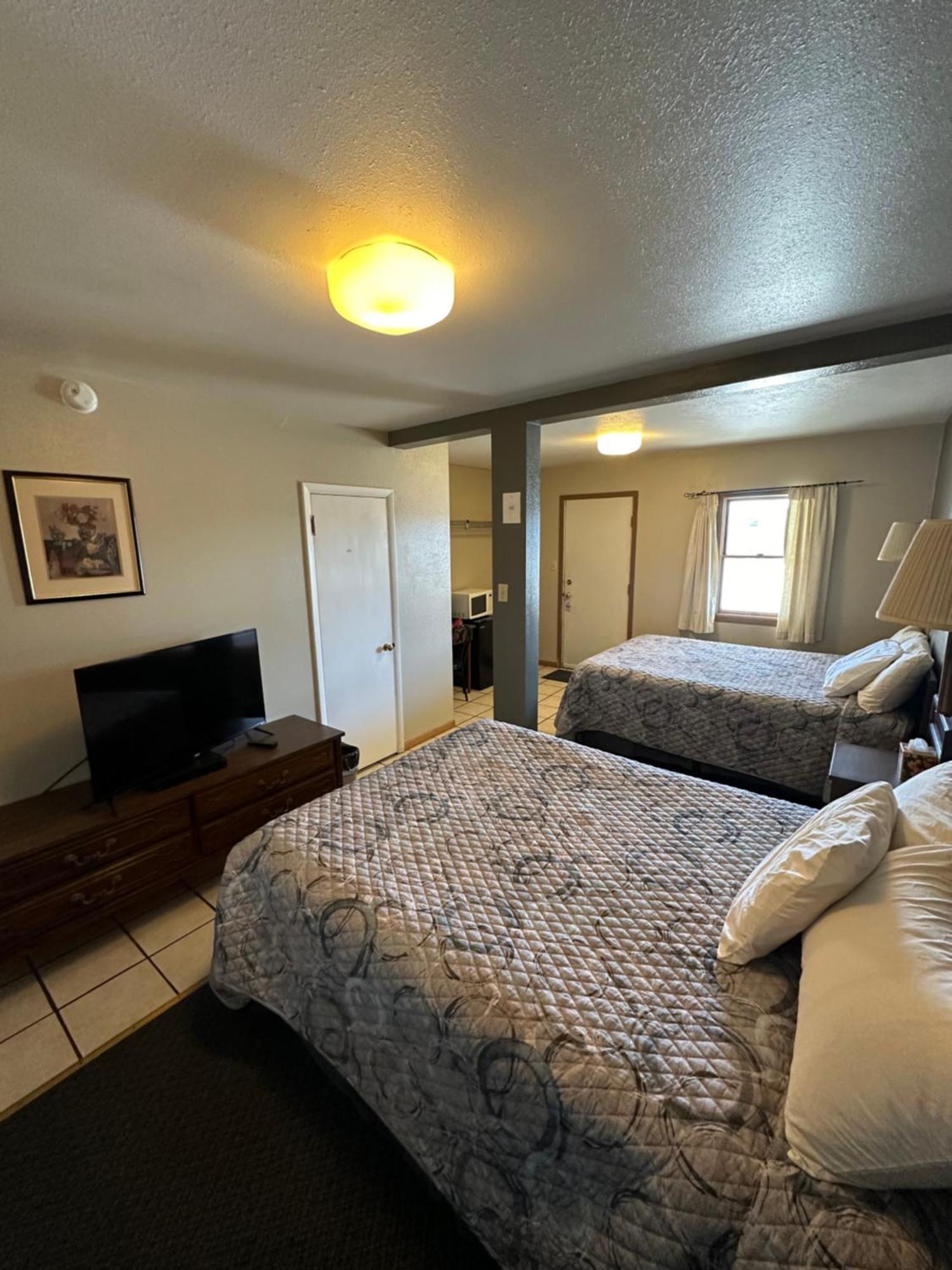 Sportsman Motel